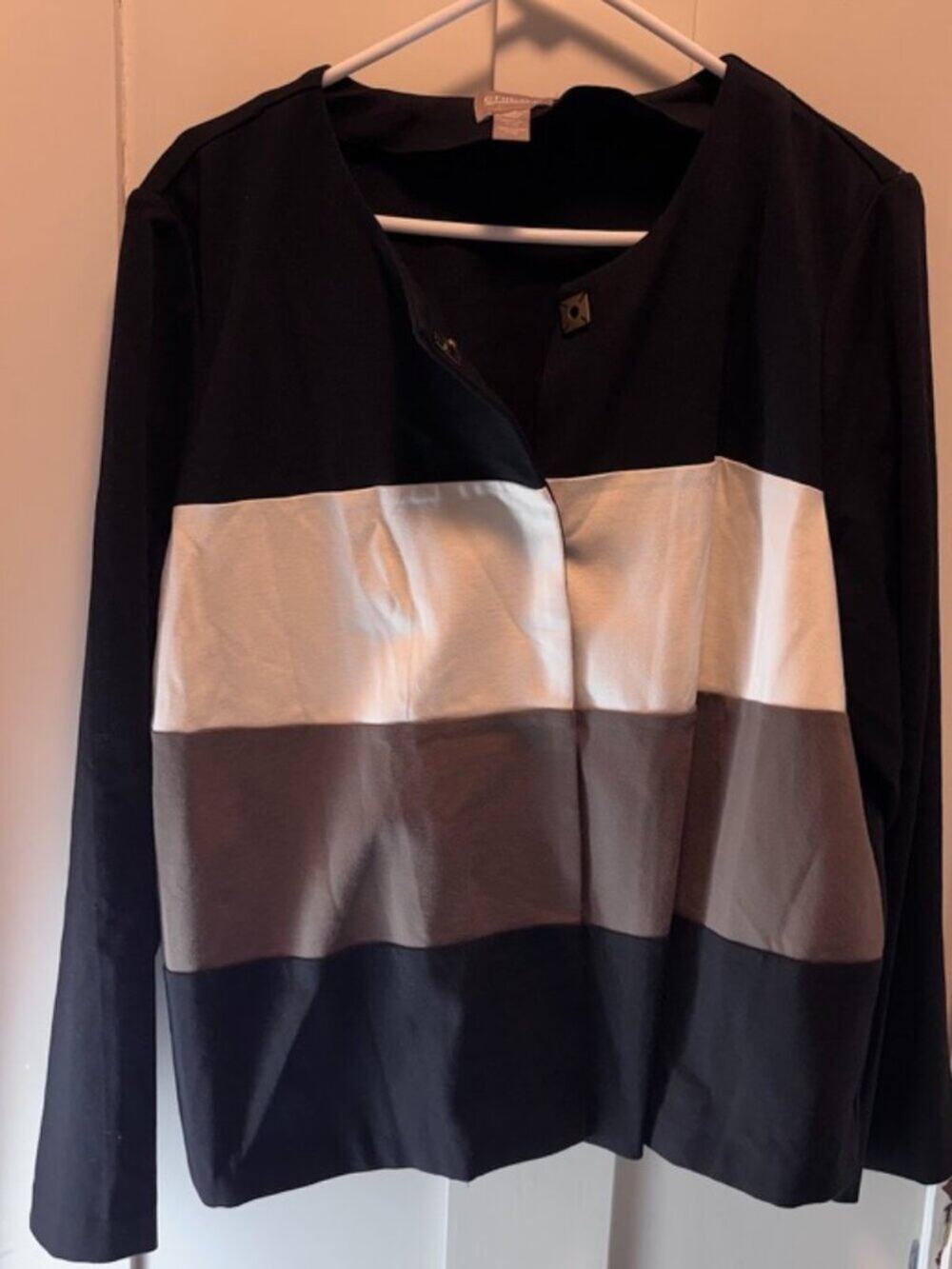 Chico's Size 3 Colorblock Blazer Collarless Snap  Front Jacket XL Officecore